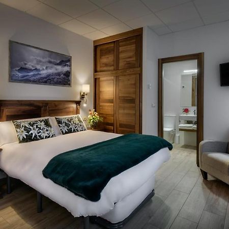Hostal Bosque De Gamueta อันโซ ภายนอก รูปภาพ